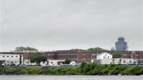 Costo de anual por recluso en Nueva York: 167.000