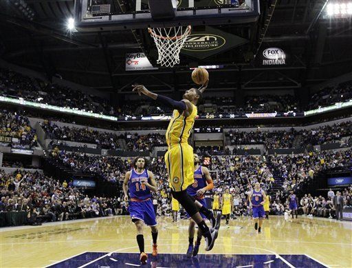 George encabeza a Pacers sobre disminuidos Knicks