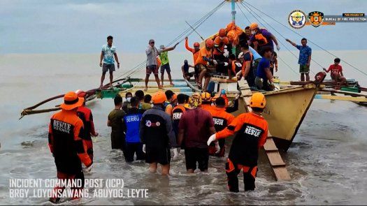Continúa en aumento número de muertos por inundaciones en Filipinas