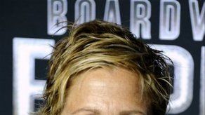 Actriz Edie Falco devastada por muerte de su esposo en Los Soprano