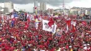 Marea roja inunda Caracas