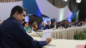 Maduro celebra que gobernadores opositores reconocieran la Constituyente