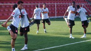 Selección Nacional entrena y viaja en la tarde a Paraguay
