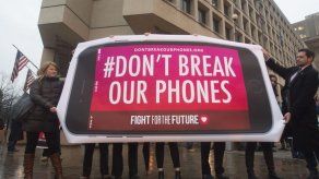 Apple dirá a juez que Congreso debe decidir hackeo de iPhone