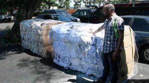 Un programa de reciclaje propone cambiar desechos por bienes en Costa Rica