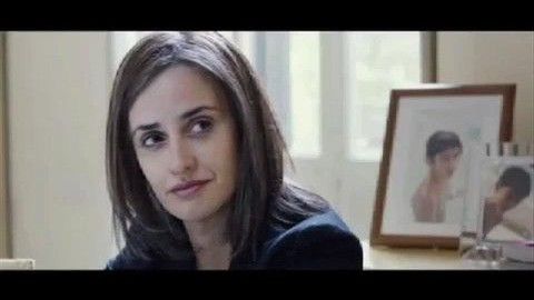 Penélope Cruz presenta el filme Volver a nacer