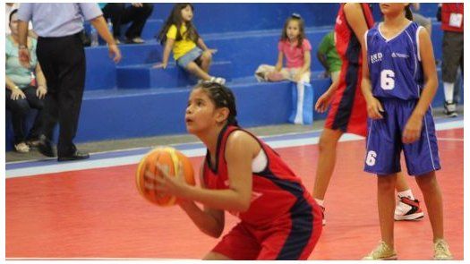 FIBA suspende a Federación de Baloncesto de Panamá por problema interno