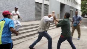 Impiden visita de dirigentes opositores venezolanos a Leopoldo López