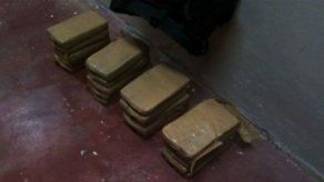 Decomisan dos kilos de droga en Tonosí