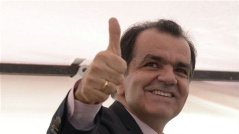 Primer dato del escrutinio, con un 0,47 %, pone en cabeza a Zuluaga