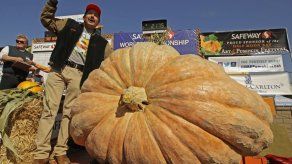 Calabaza de casi una tonelada gana concurso en California