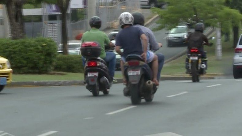 Un total de 61,975 motocicletas circulan por las calles de Panamá
