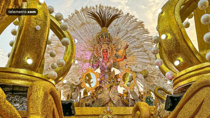 Calle Abajo de Santo Domingo presentó el Homenaje al Salón de los Espejos de Versalles.