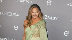 Chrissy Teigen se somete a una segunda transfusión de sangre
