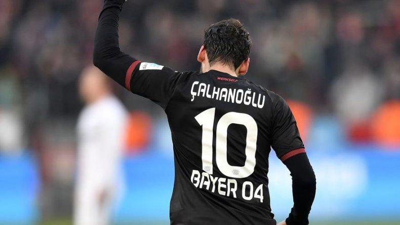 Bundesliga genera más de 3.200 millones en 2015-16