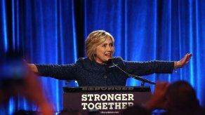 Clinton está sana y en forma para ser presidenta de EEUU