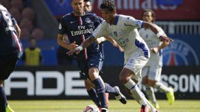 El brasileño Brandao pide perdón a Thiago Motta por su cabezazo