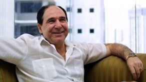 Expresidente Bucaram terciará en elecciones seccionales tras exilio en Panamá