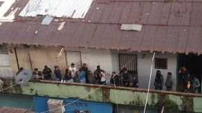 Aprehensiones y decomisos durante allanamientos en Santa Ana Aprehensiones y decomisos durante allanamientos en Santa Ana