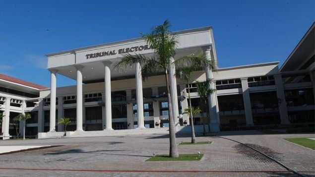 Martinelli reiteró su confianza en el TE e instó a panameños a salir a votar