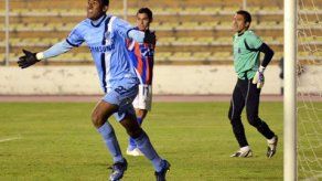 El Bolivar aparta de sus filas al paraguayo Cantero y panameño Rentería