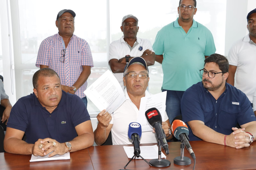 Sector pesquero en conferencia de prensa