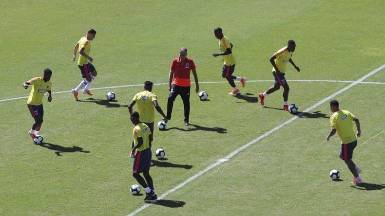 Colombia enfrenta dos rivales: la euforia y Qatar