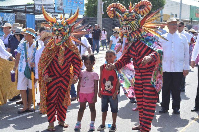 Unión de Santeños anuncia el gran desfile de carretas.