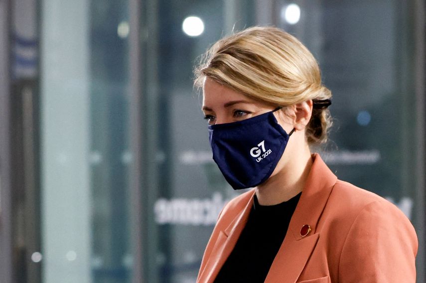 La jefa de la diplomacia canadiense