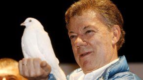 Santos considera el Nobel de la Paz inestimable para proceso