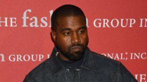 ¿Llevará Kanye West su servicio dominical a un club de striptease?