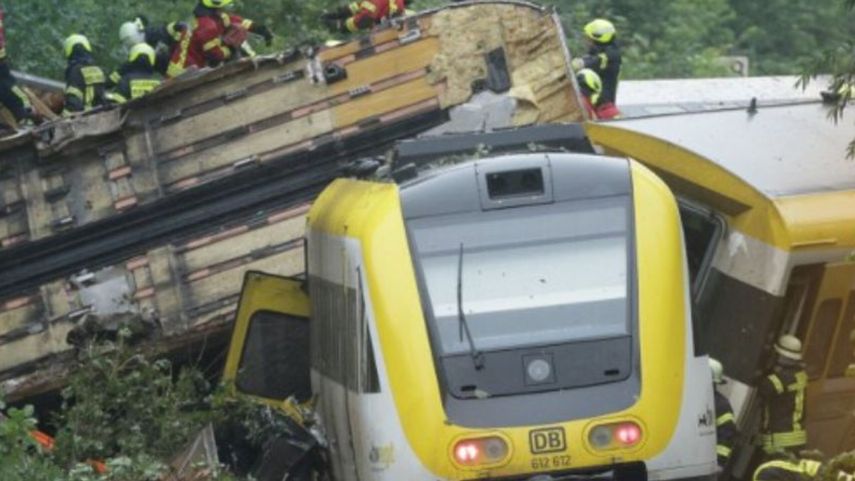 Descarrilamiento de tren deja tres muertos