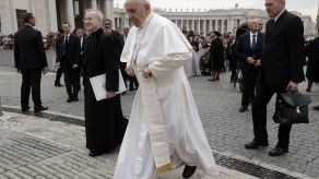 Piden a Vaticano que se oponga a criminalización de los gays Piden a Vaticano que se oponga a criminalización de los gays