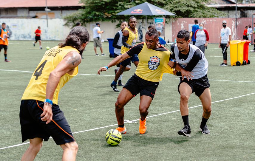 Red Bull Neymar Jrs Five: Tropicalmente buenos