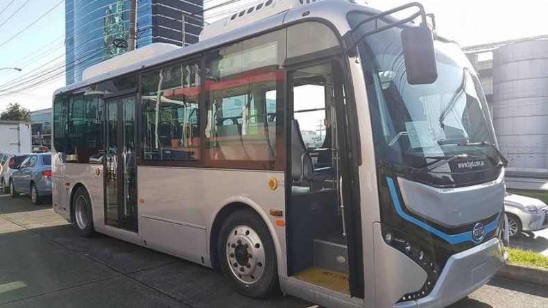 Implementarán plan piloto de transporte público en el Casco Antiguo con bus sostenible