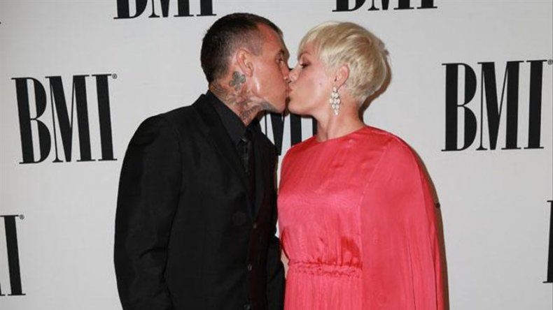 Pink aún no descarta la posibilidad de divorciarse de su marido
