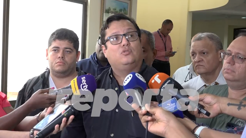 Gremios médicos analizarán propuestas de las autoridades de salud.