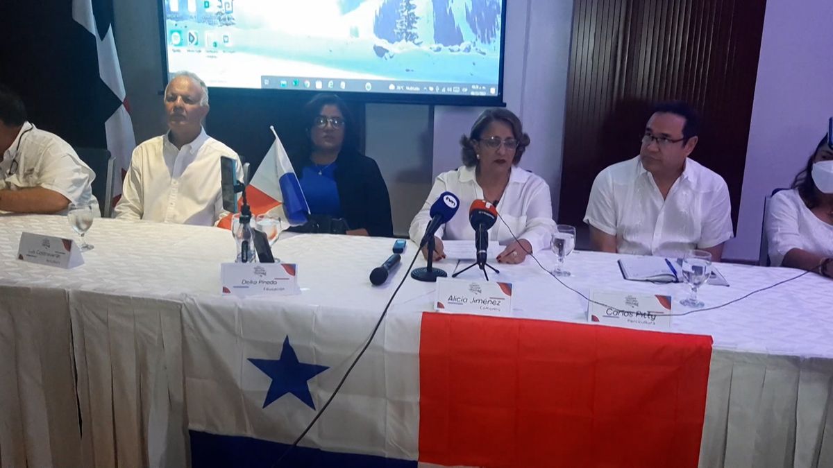 150 asociaciones consolidan Gran Alianza Nacional por Panamá