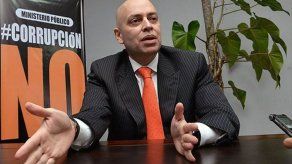 Parlamento de Honduras reelige al fiscal general Óscar Chinchilla