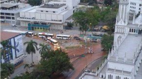 Tubería colapsa en Ave. Manuel Espinosa Batista