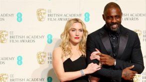 Kate Winslet encuentra insoportable el atractivo físico de Idris Elba