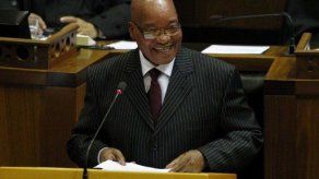 Presidente sudafricano pide rezar por Mandela