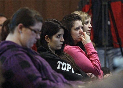 Mueren 3 estudiante en tiroteo de Ohio