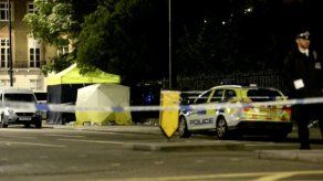 Una mujer muerta y varios heridos en ataque con cuchillo en Londres