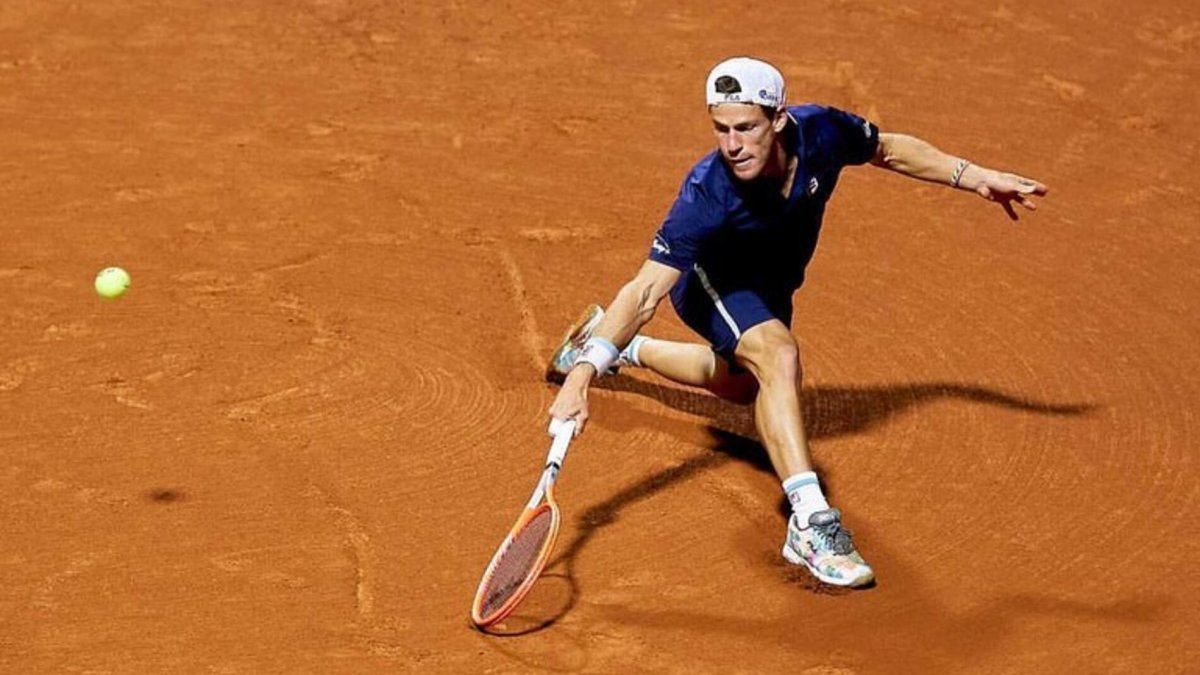 Diego Schwartzman pasa a cuartos en Barcelona tras ganar cómodamente a Moutet