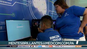 Mentes Brillantes: Estudiantes ganan concurso de desarrollo de aplicaciones