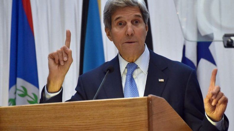 Kerry pide a Congreso de EEUU no interferir en negociaciones con Irán