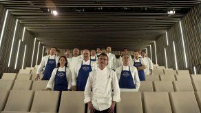 Chefs de clase mundial recomiendan consumo de peces pequeños