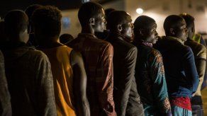 UE endurecerá fronteras e impulsará cooperación con África
