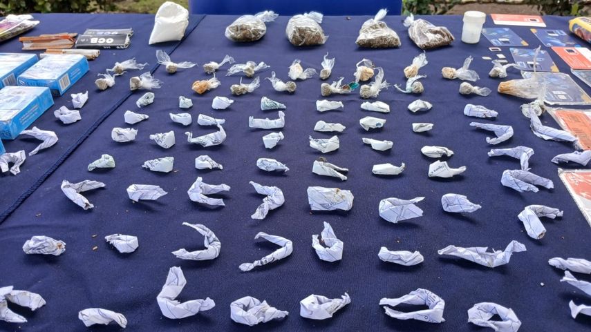 Policía Nacional decomisa drogas y armas tras requisa en cárcel de Veraguas